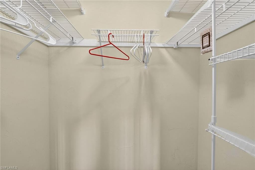 2030 25th Ter, Cape Coral, FL 33904-24