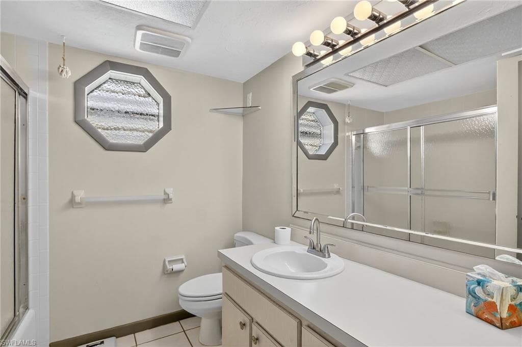 2030 25th Ter, Cape Coral, FL 33904-28