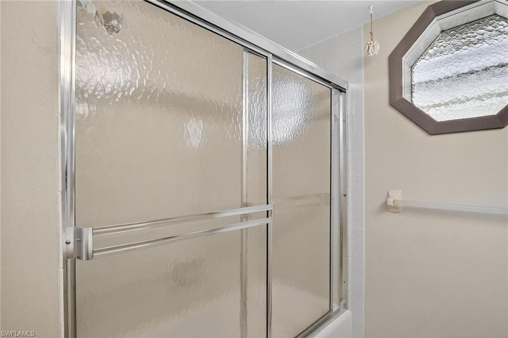 2030 25th Ter, Cape Coral, FL 33904-29