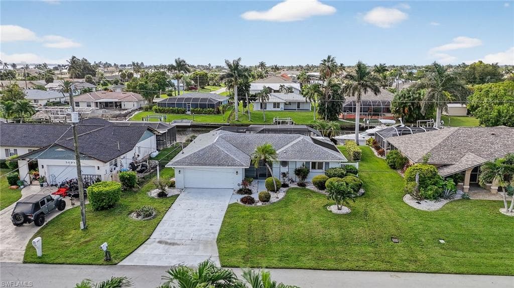 2030 25th Ter, Cape Coral, FL 33904-41