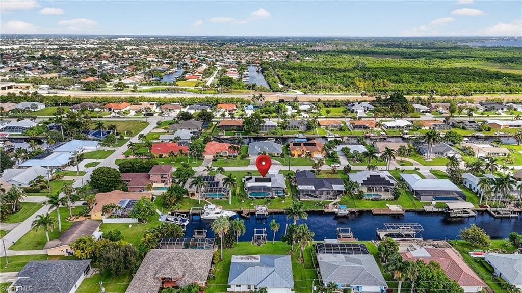 2030 25th Ter, Cape Coral, FL 33904-44