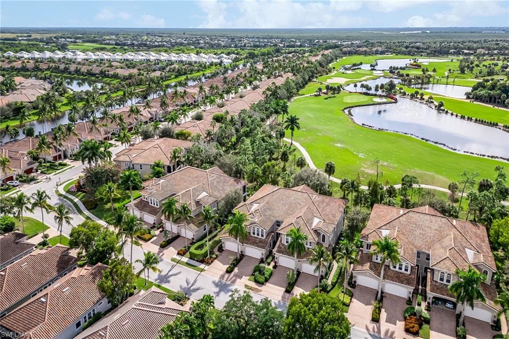 9134 Cherry Oaks Ln 102, Naples, FL 34114-29