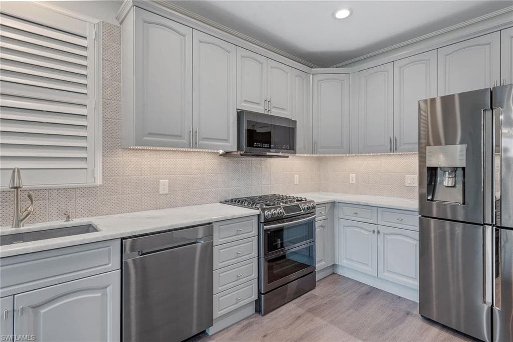 9134 Cherry Oaks Ln 102, Naples, FL 34114-7