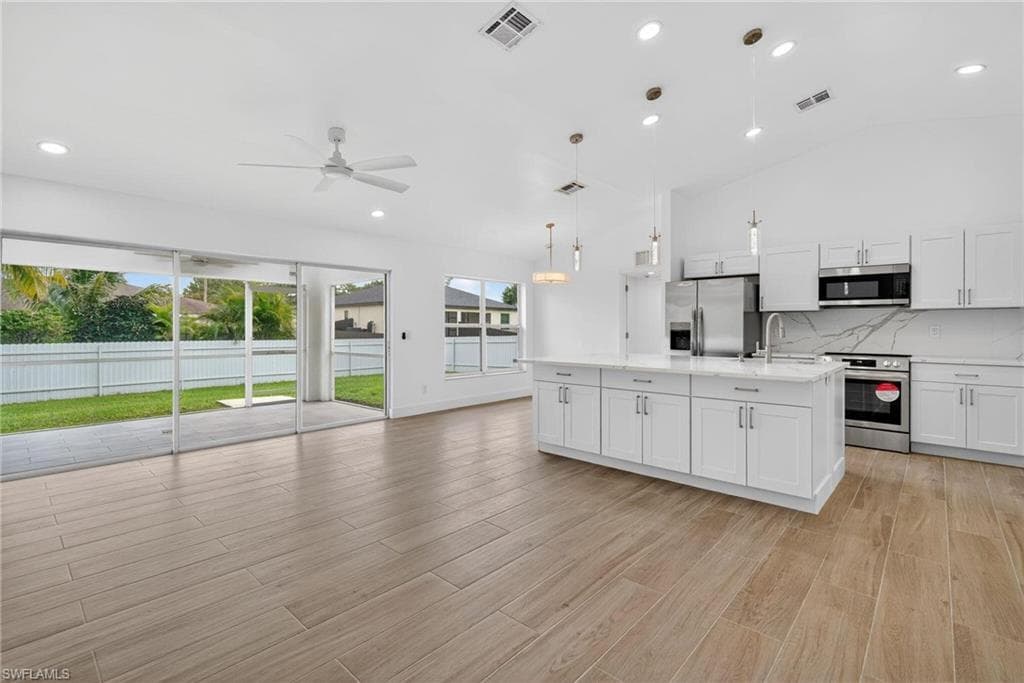 429 Lillon Ave S, Lehigh Acres, FL 33974-5