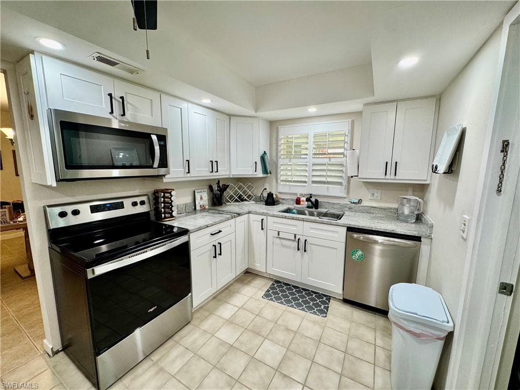 5709 Harbour Club Rd, Fort Myers, FL 33919-11