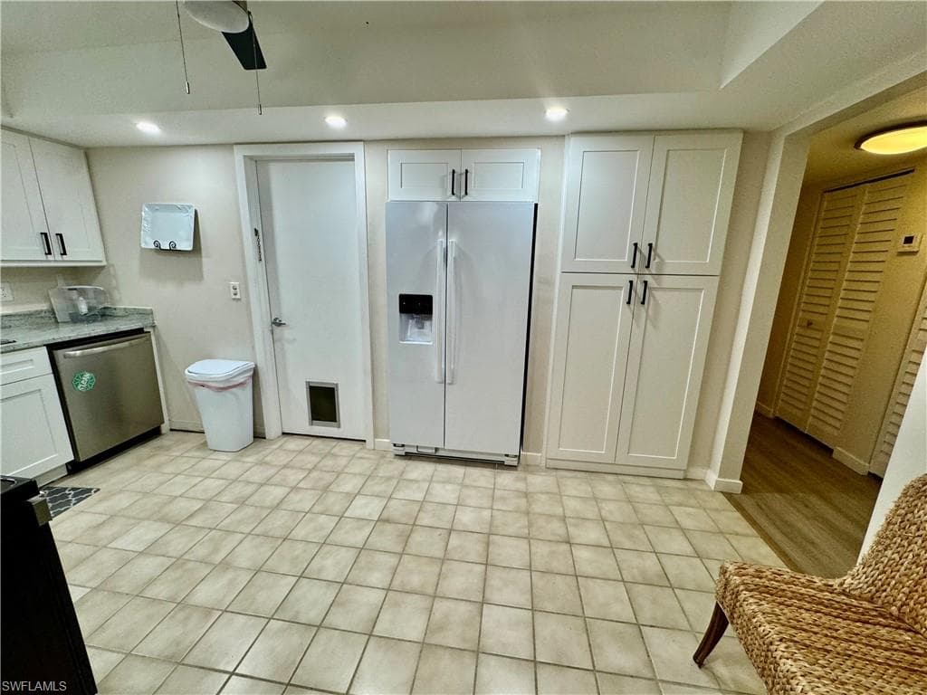 5709 Harbour Club Rd, Fort Myers, FL 33919-13