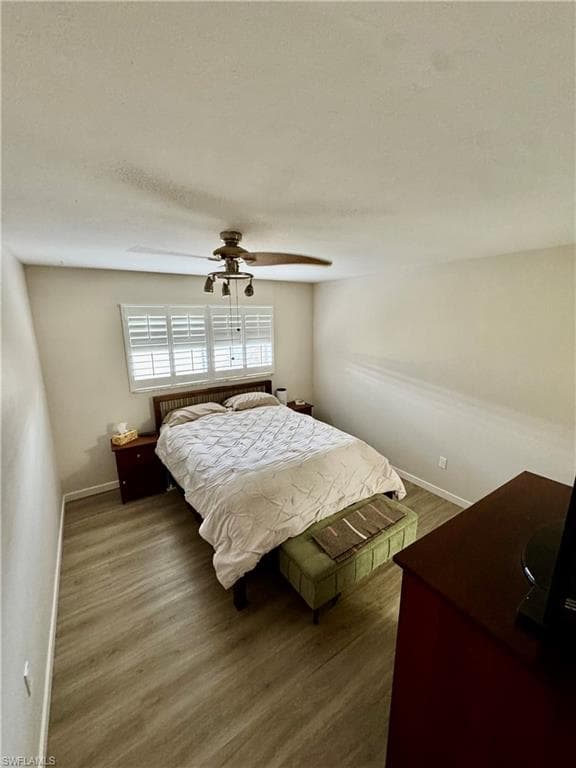 5709 Harbour Club Rd, Fort Myers, FL 33919-15