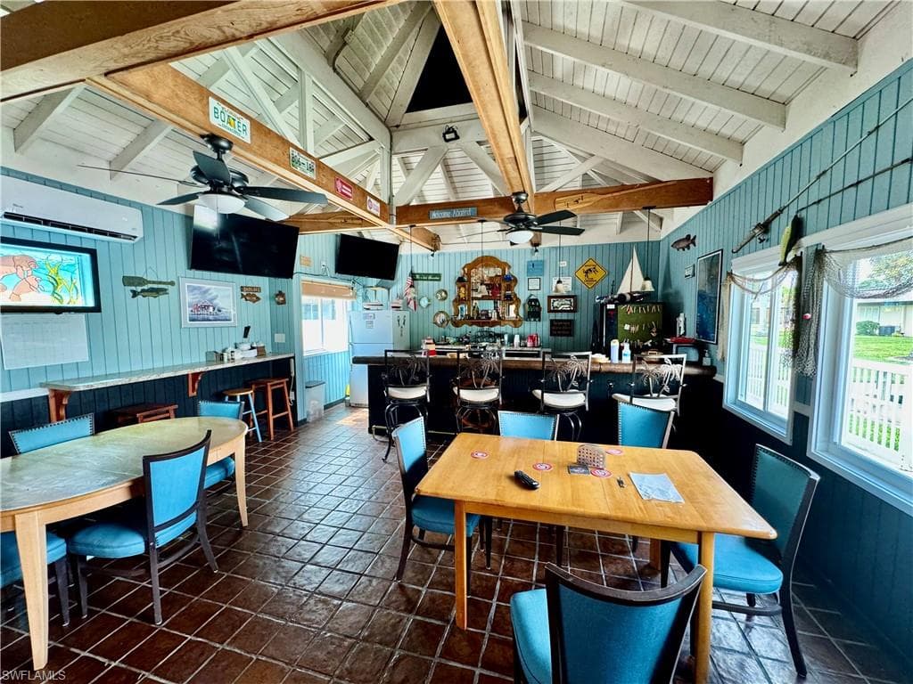 5709 Harbour Club Rd, Fort Myers, FL 33919-33