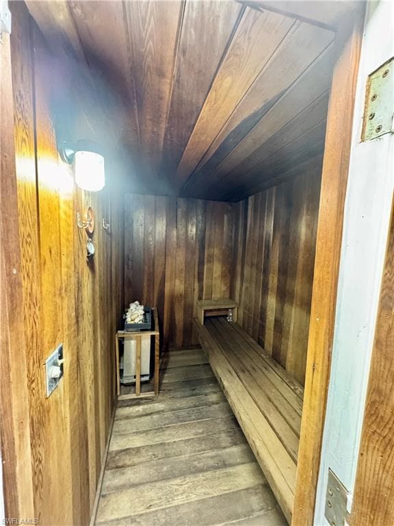 5709 Harbour Club Rd, Fort Myers, FL 33919-38