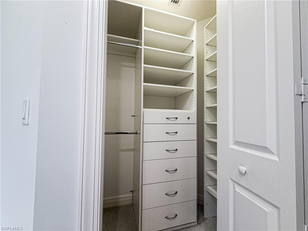 516 Eagle Creek Dr, Naples, FL 34113-19