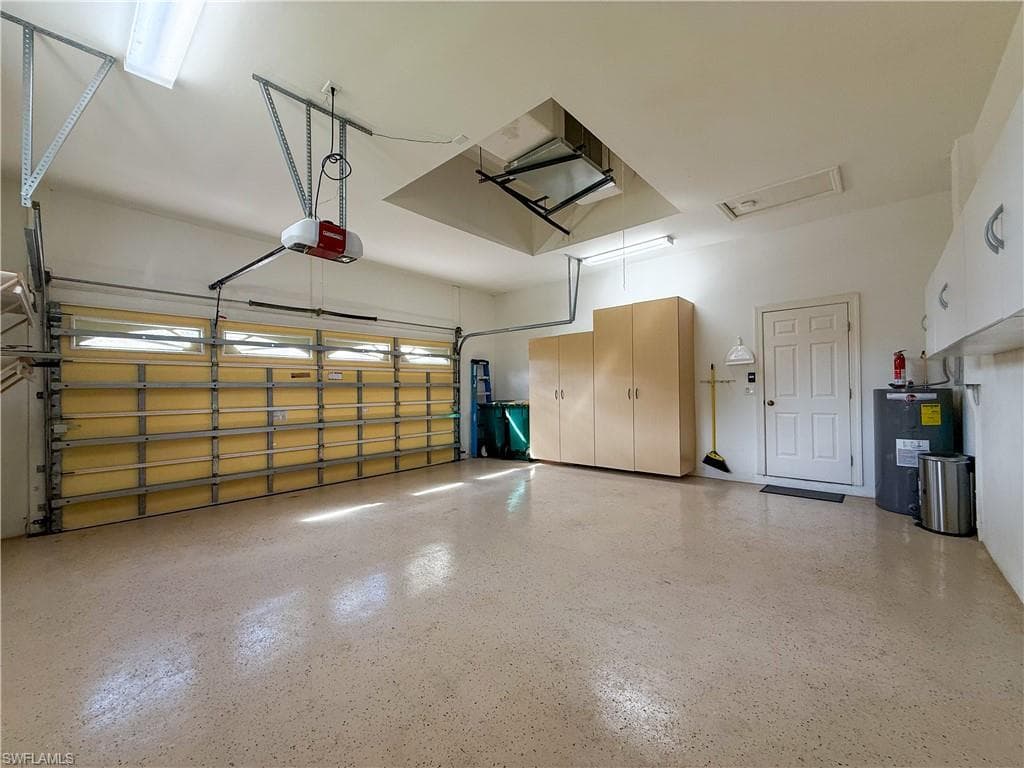 516 Eagle Creek Dr, Naples, FL 34113-27