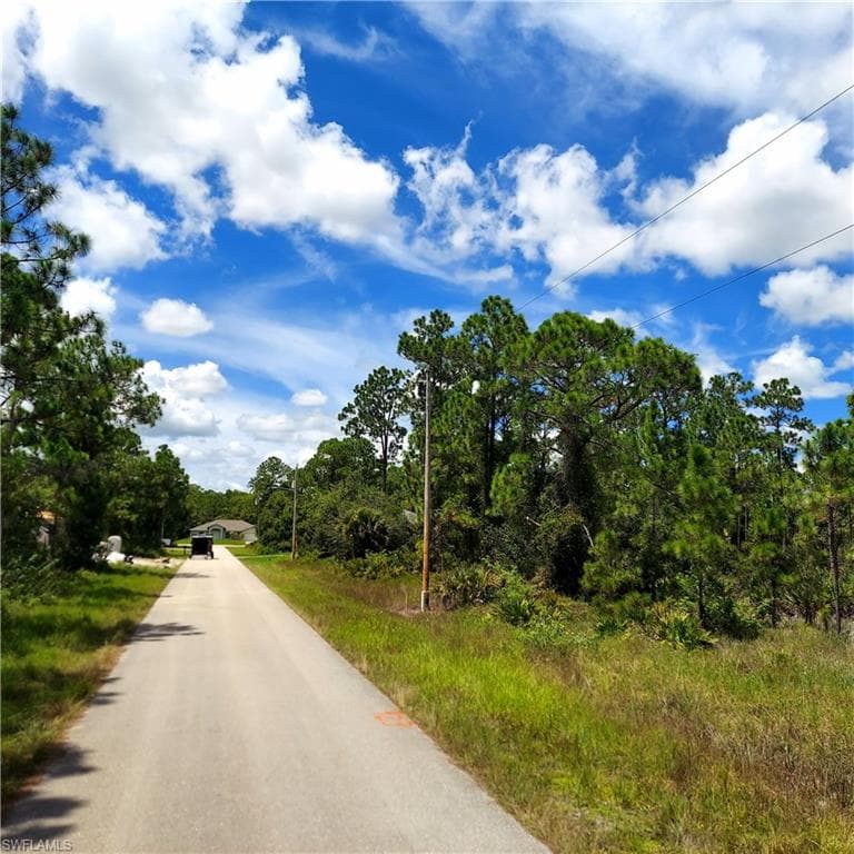 928 Binkley St E, Lehigh Acres, FL 33974-2