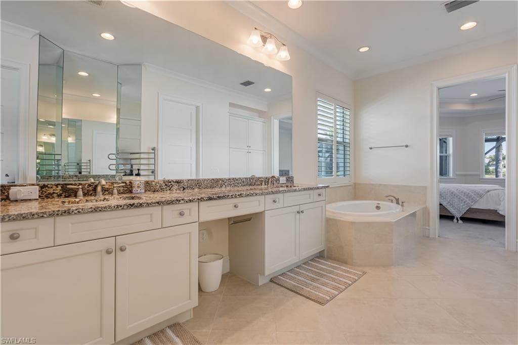 6424 Pembroke Way, Naples, FL 34113-12