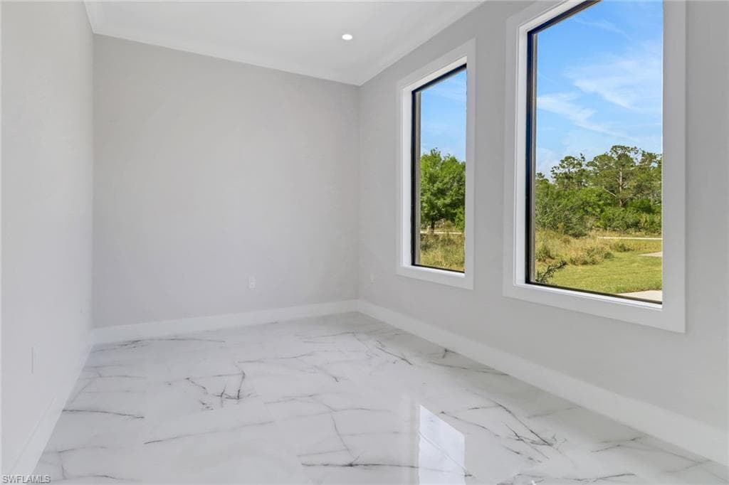 2741 39th Ave NE, Naples, FL 34120-9