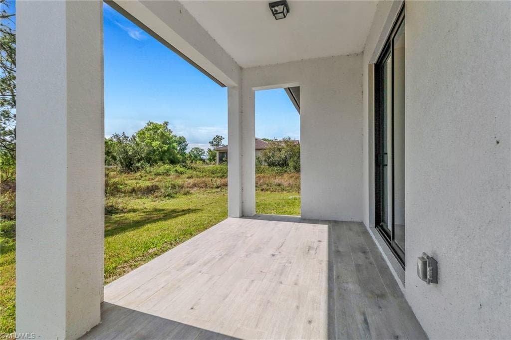 2741 39th Ave NE, Naples, FL 34120-19