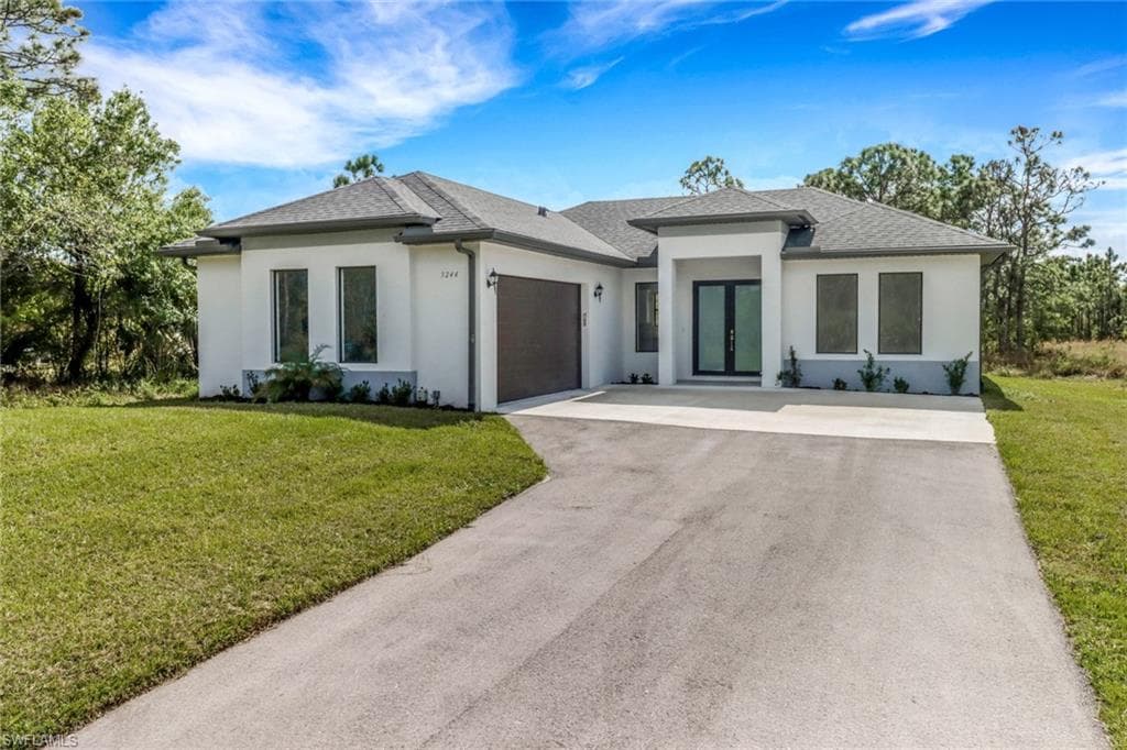 2741 39th Ave NE, Naples, FL 34120-1