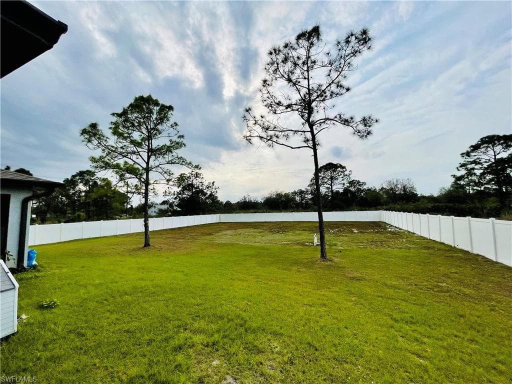 1703 Edison Ave, Lehigh Acres, FL 33972-49