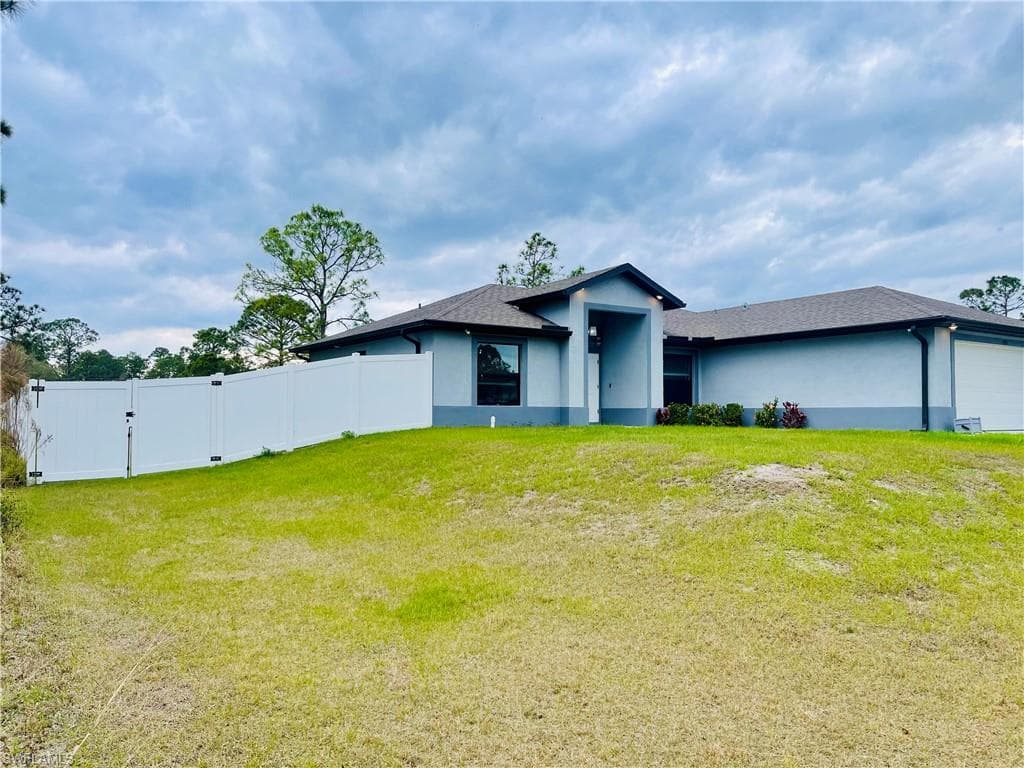 1703 Edison Ave, Lehigh Acres, FL 33972-6