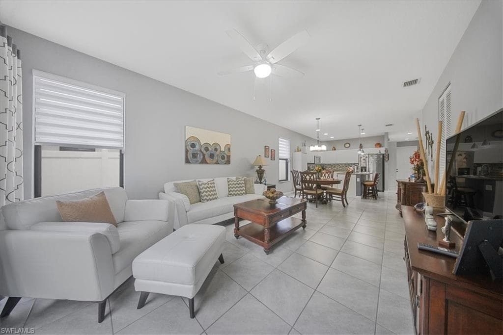 8805 Madrid Cir, Naples, FL 34104-13