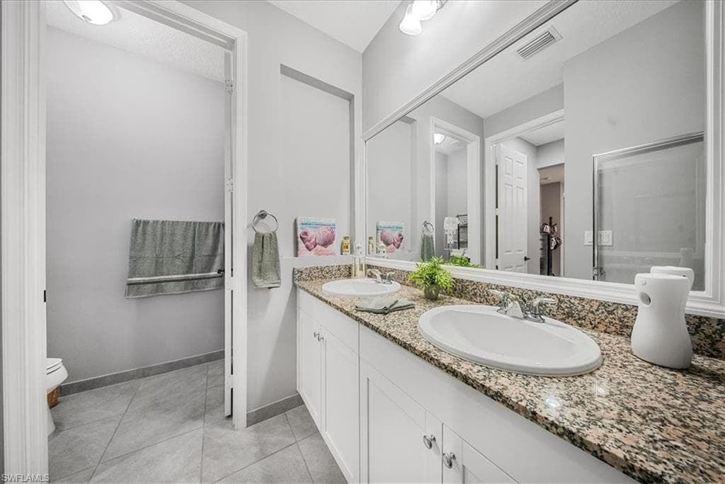 8805 Madrid Cir, Naples, FL 34104-14