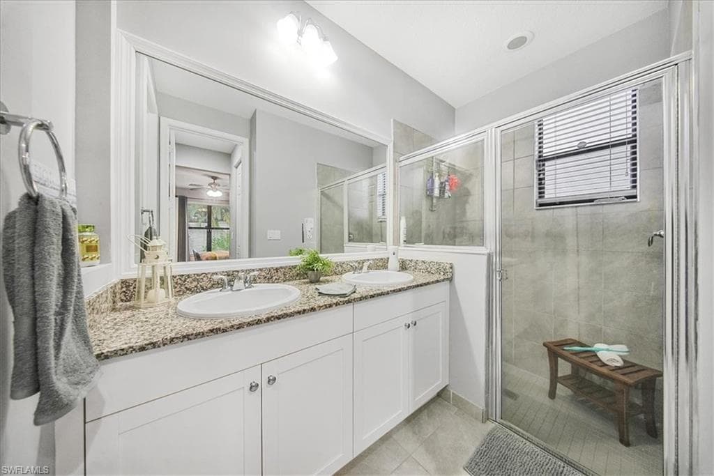 8805 Madrid Cir, Naples, FL 34104-15
