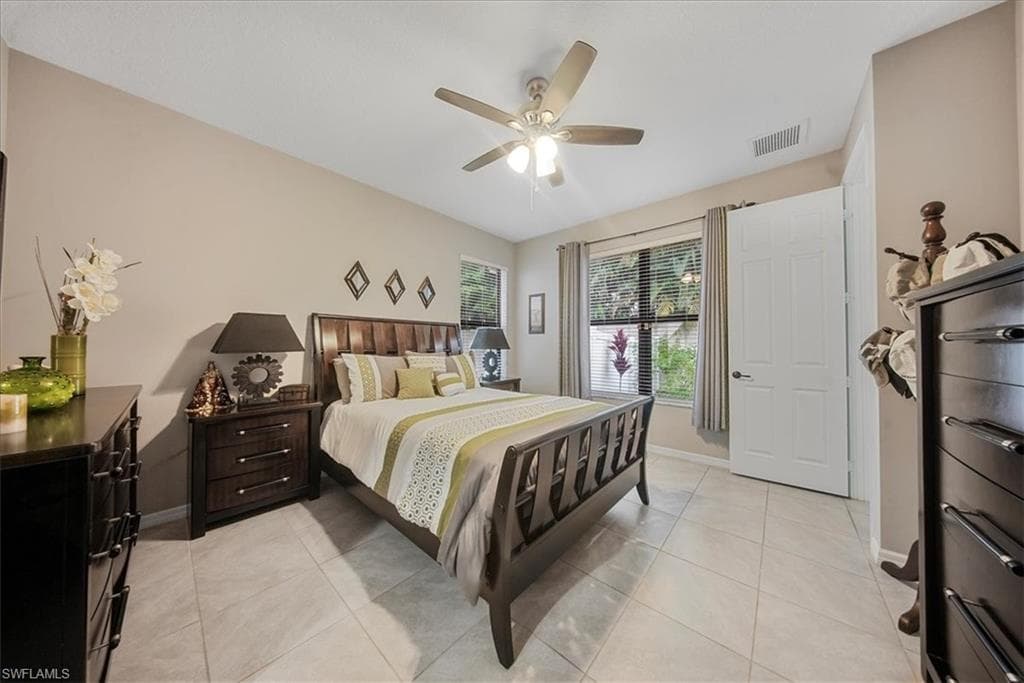 8805 Madrid Cir, Naples, FL 34104-21