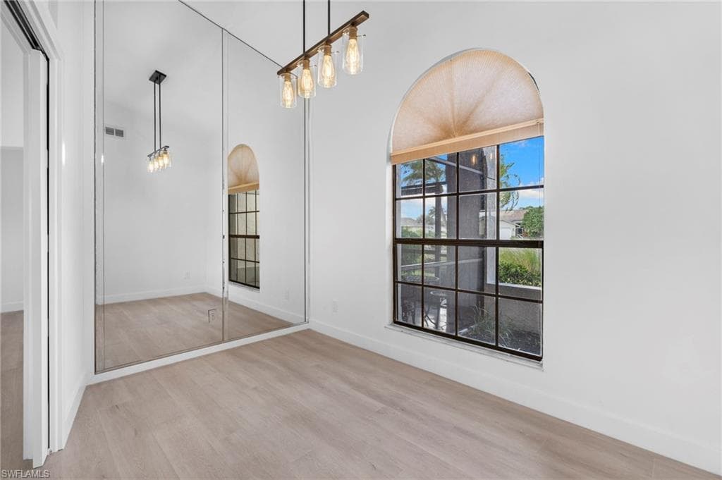 3424 Anton Ct, Naples, FL 34109-12