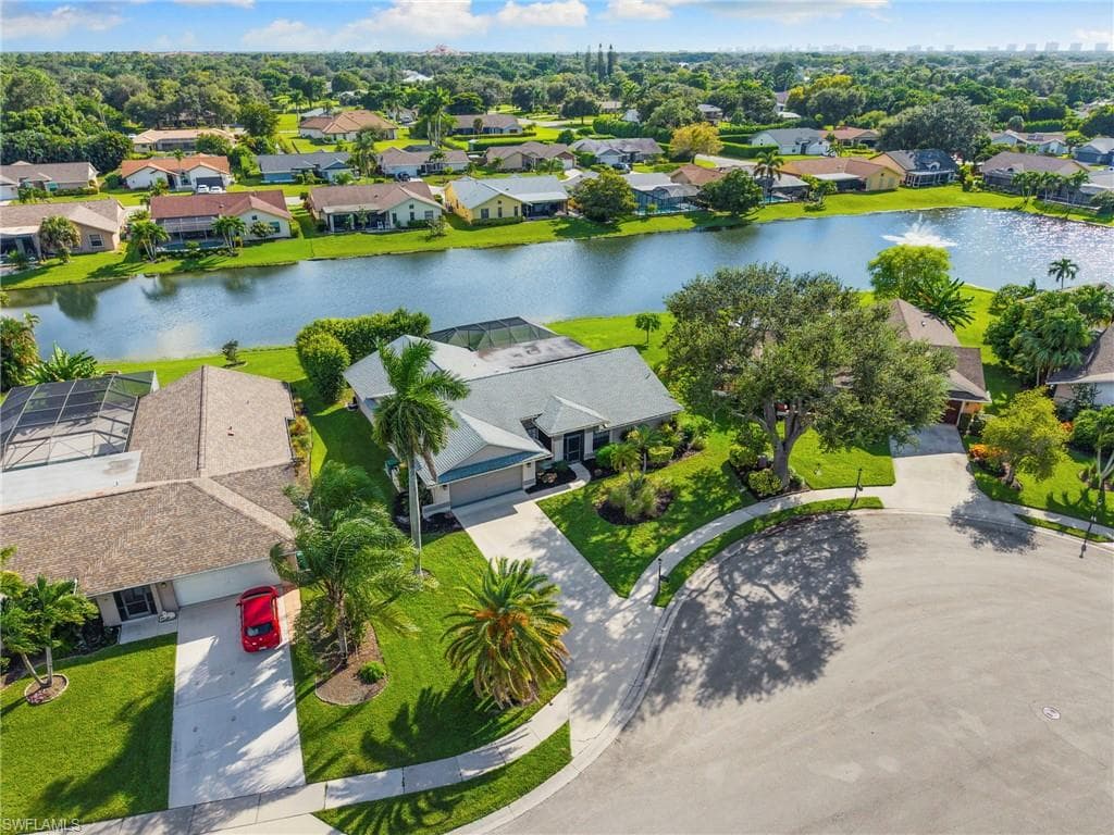 3424 Anton Ct, Naples, FL 34109-1