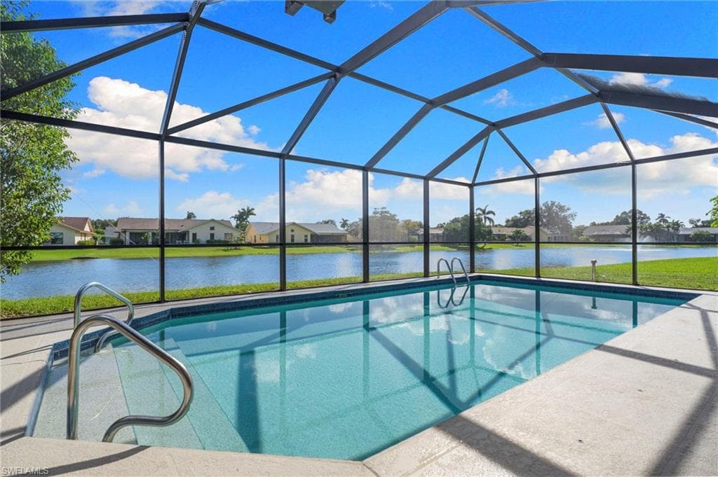 3424 Anton Ct, Naples, FL 34109-28