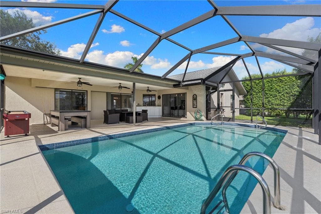 3424 Anton Ct, Naples, FL 34109-29