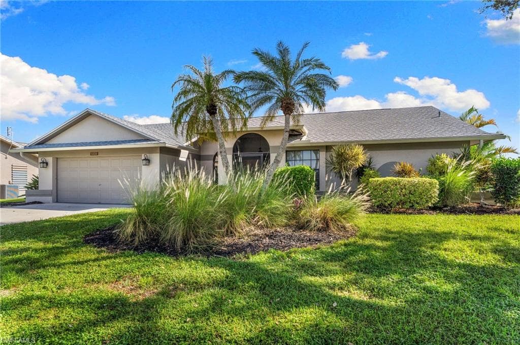 3424 Anton Ct, Naples, FL 34109-2