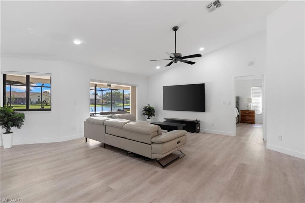 3424 Anton Ct, Naples, FL 34109-6
