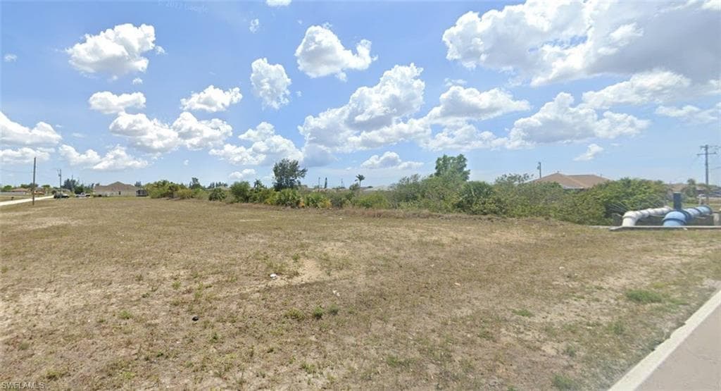 2326 6th Ave, Cape Coral, FL 33909-4