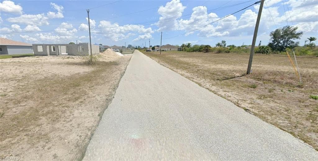 2326 6th Ave, Cape Coral, FL 33909-5