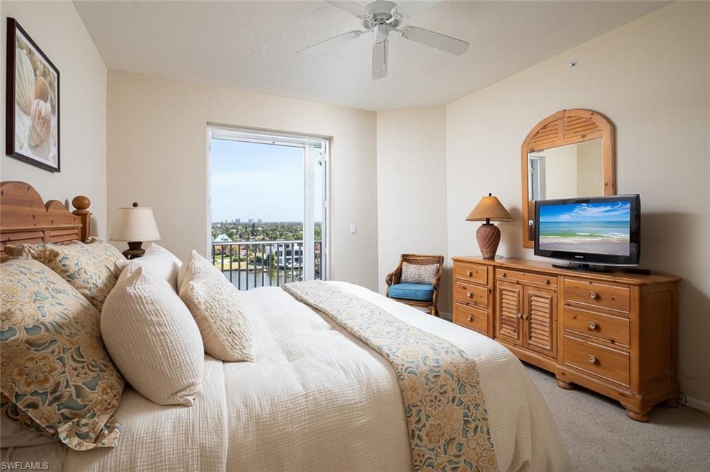 410 Flagship Dr 806, Naples, FL 34108-13