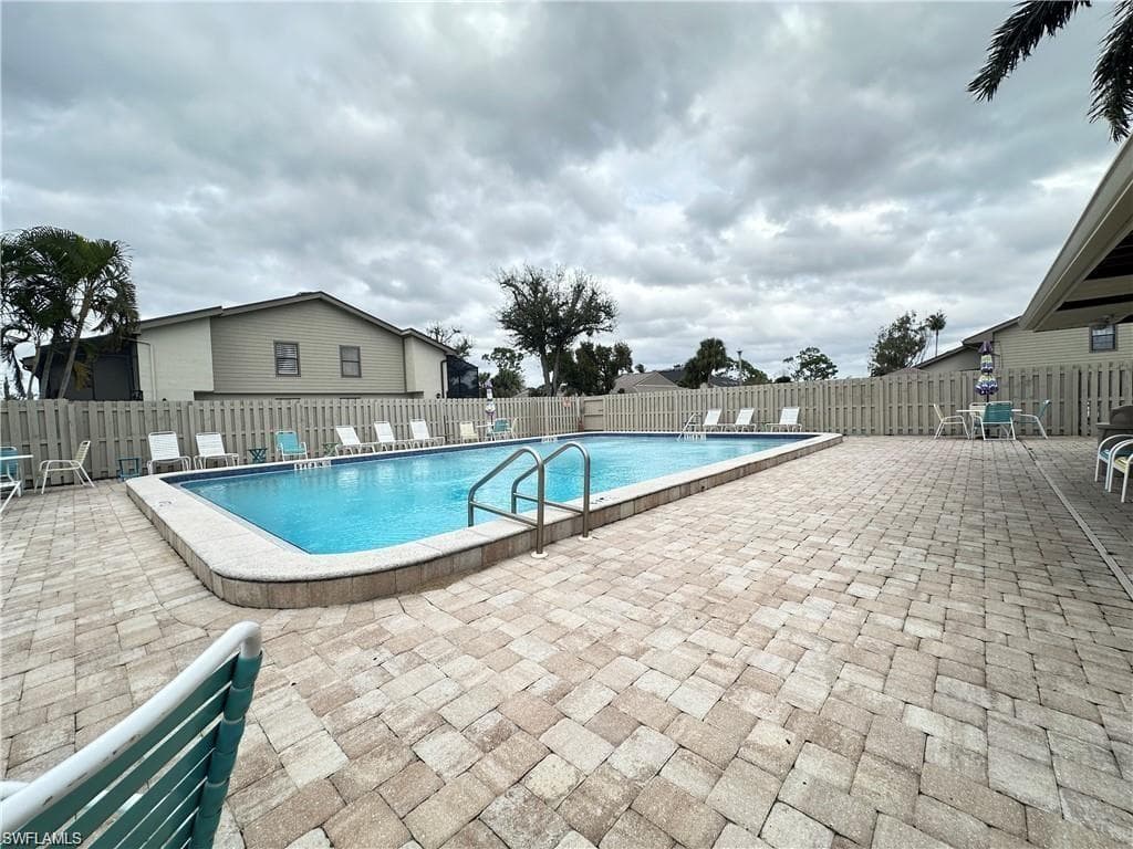 13345 Broadhurst Loop, Fort Myers, FL 33919-28