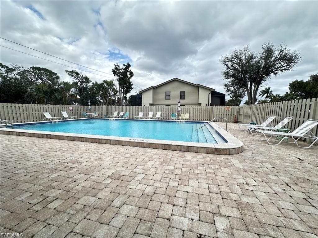 13345 Broadhurst Loop, Fort Myers, FL 33919-29