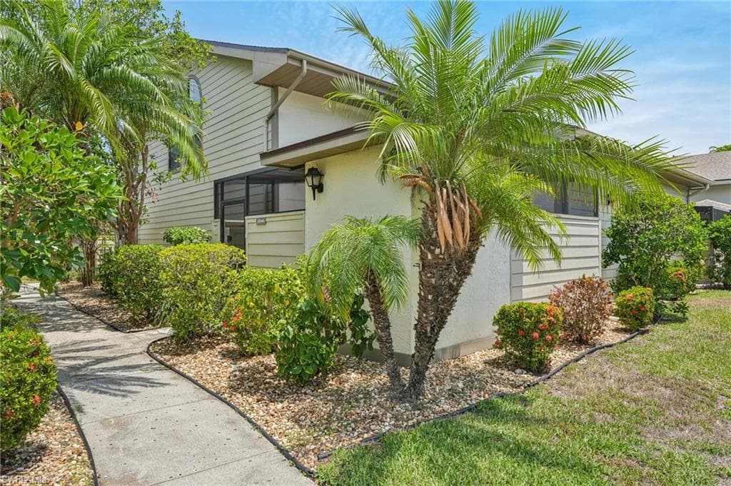 13345 Broadhurst Loop, Fort Myers, FL 33919-2