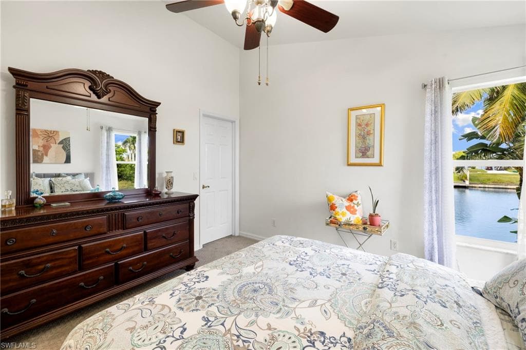 726 37th Pl, Cape Coral, FL 33993-28