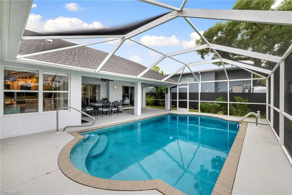 726 37th Pl, Cape Coral, FL 33993-38