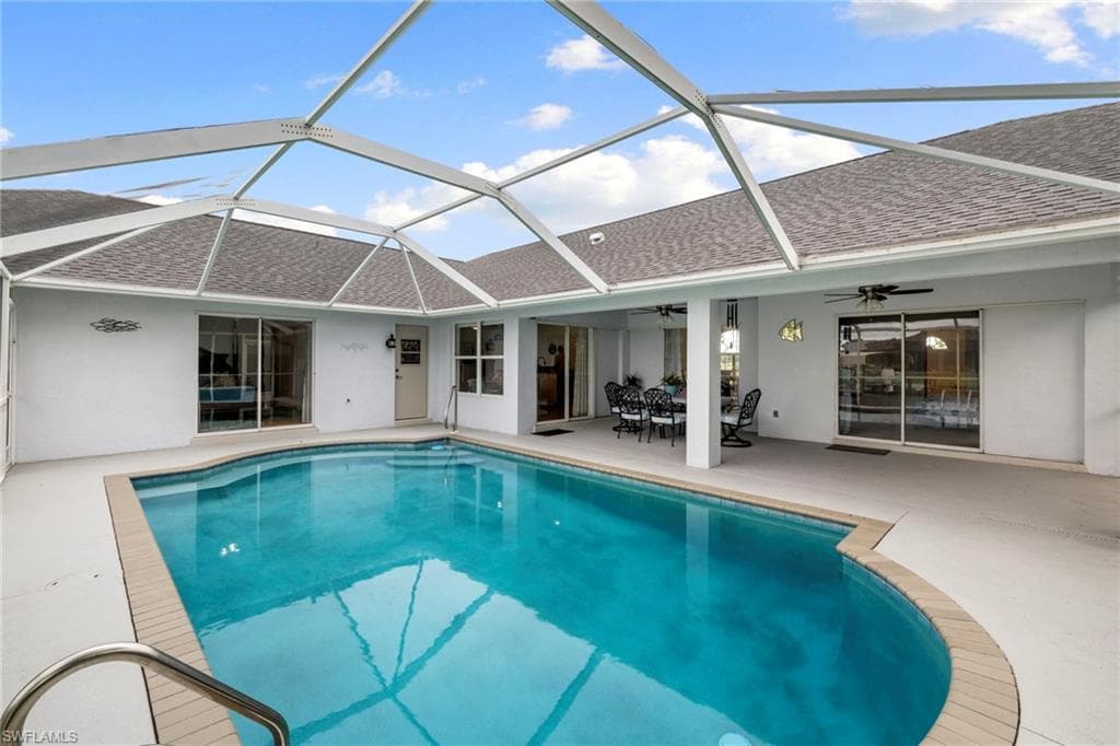 726 37th Pl, Cape Coral, FL 33993-39