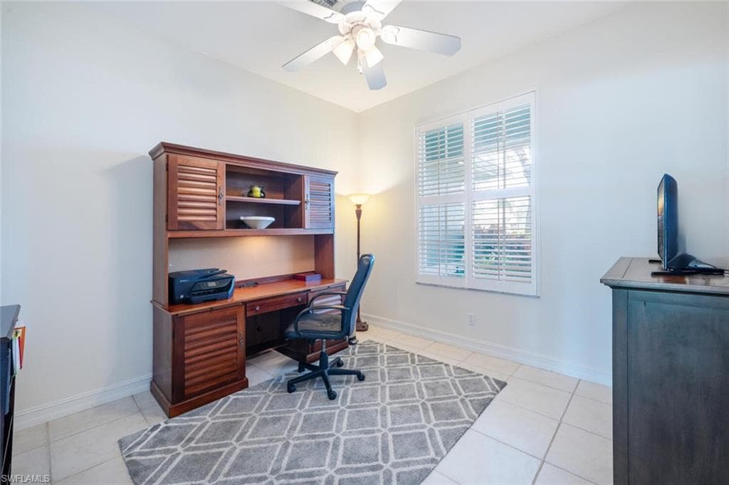 9974 Boca Ave N, Naples, FL 34109-10
