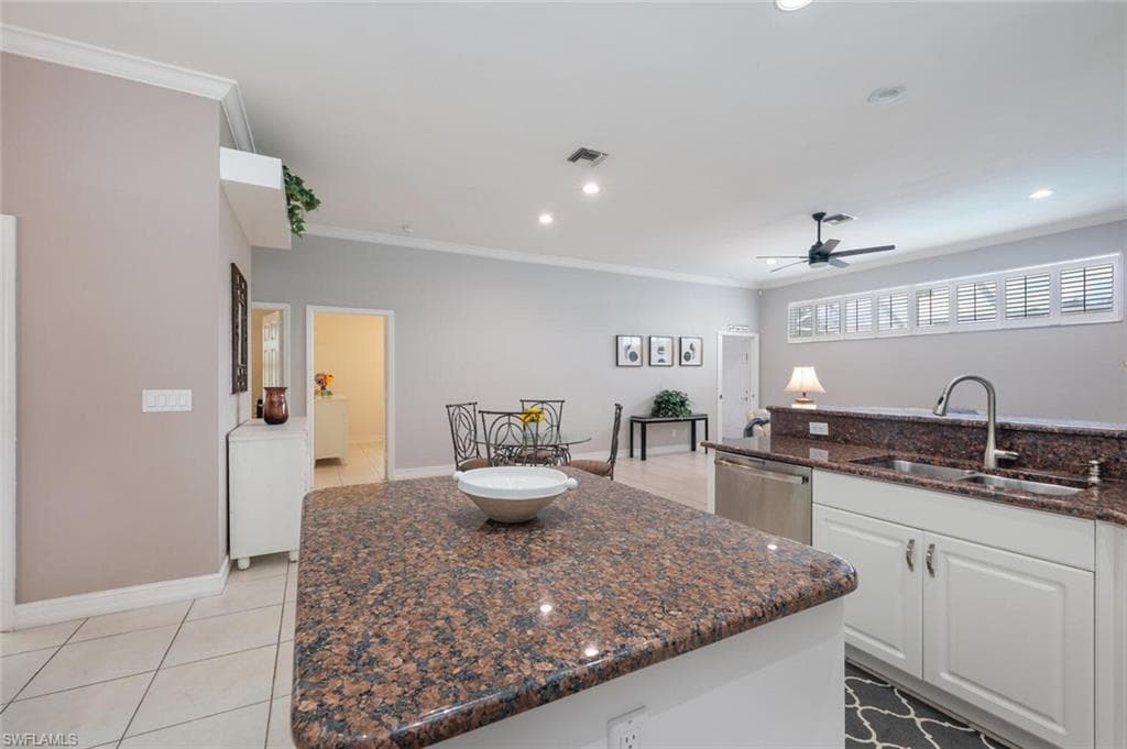 9974 Boca Ave N, Naples, FL 34109-14