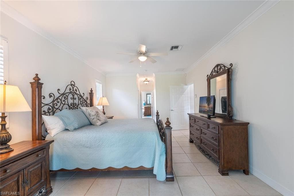 9974 Boca Ave N, Naples, FL 34109-26