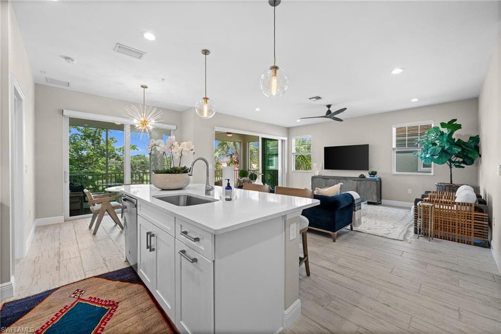 2319 Sawyers Hill Rd 708, Naples, FL 34120-9