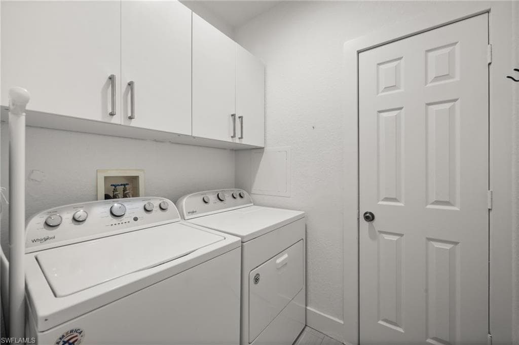 3235 Cypress Glen Way 307, Naples, FL 34109-31
