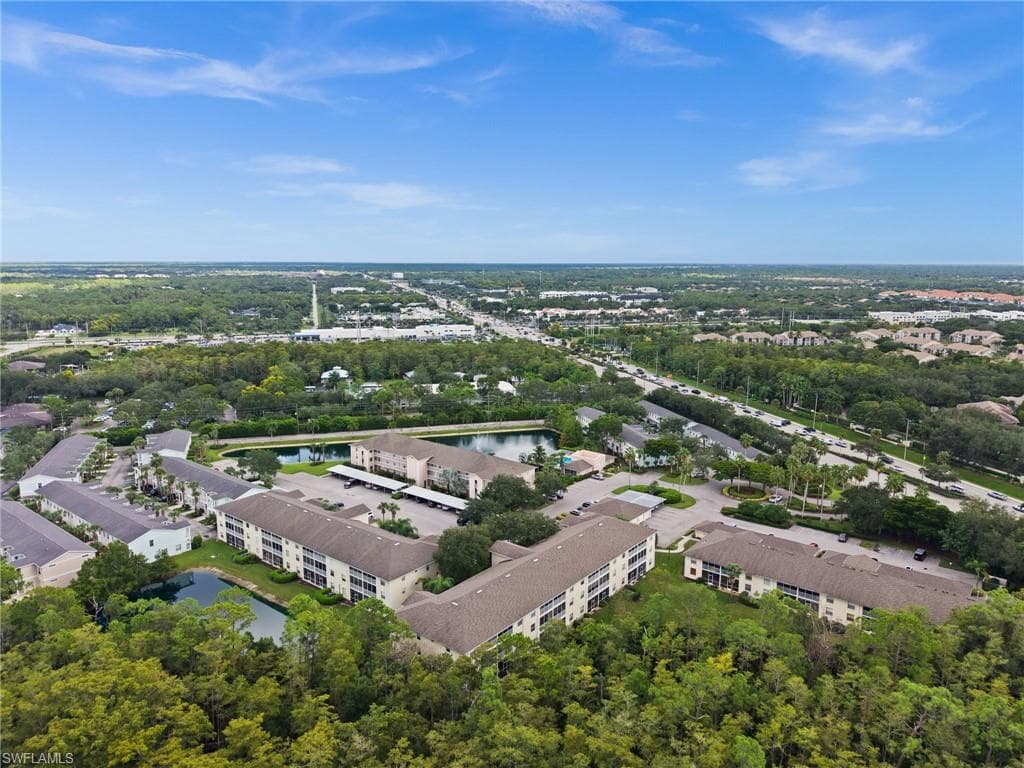 3235 Cypress Glen Way 307, Naples, FL 34109-35