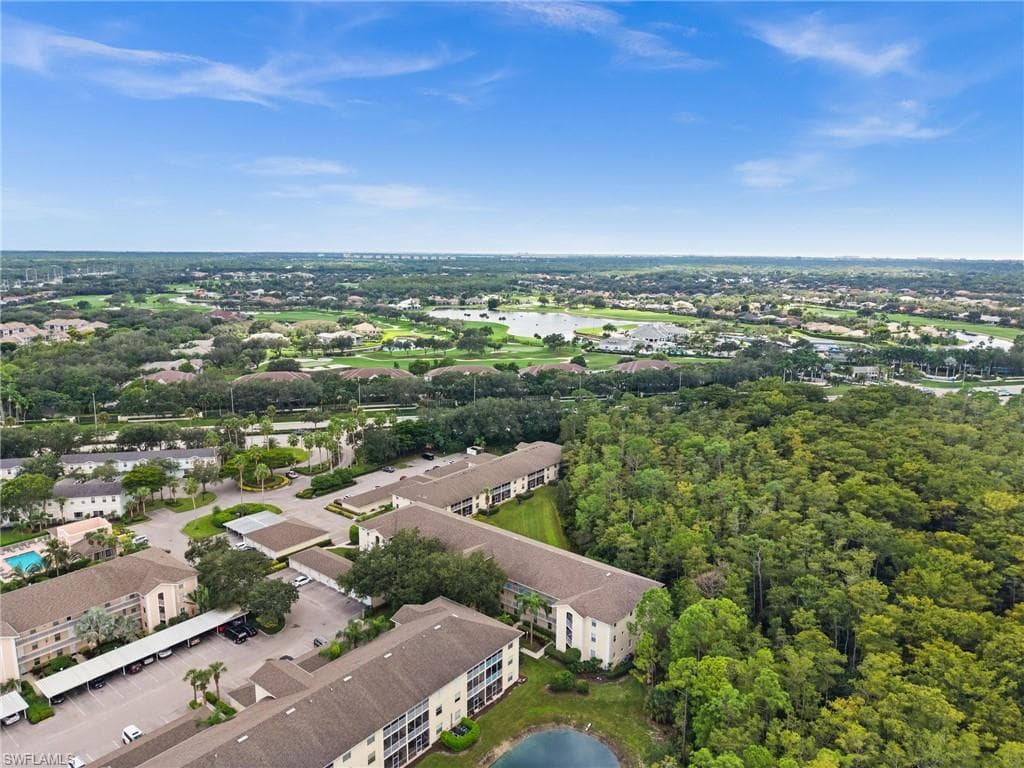 3235 Cypress Glen Way 307, Naples, FL 34109-37