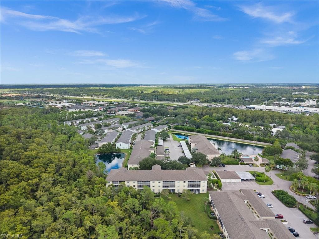 3235 Cypress Glen Way 307, Naples, FL 34109-38