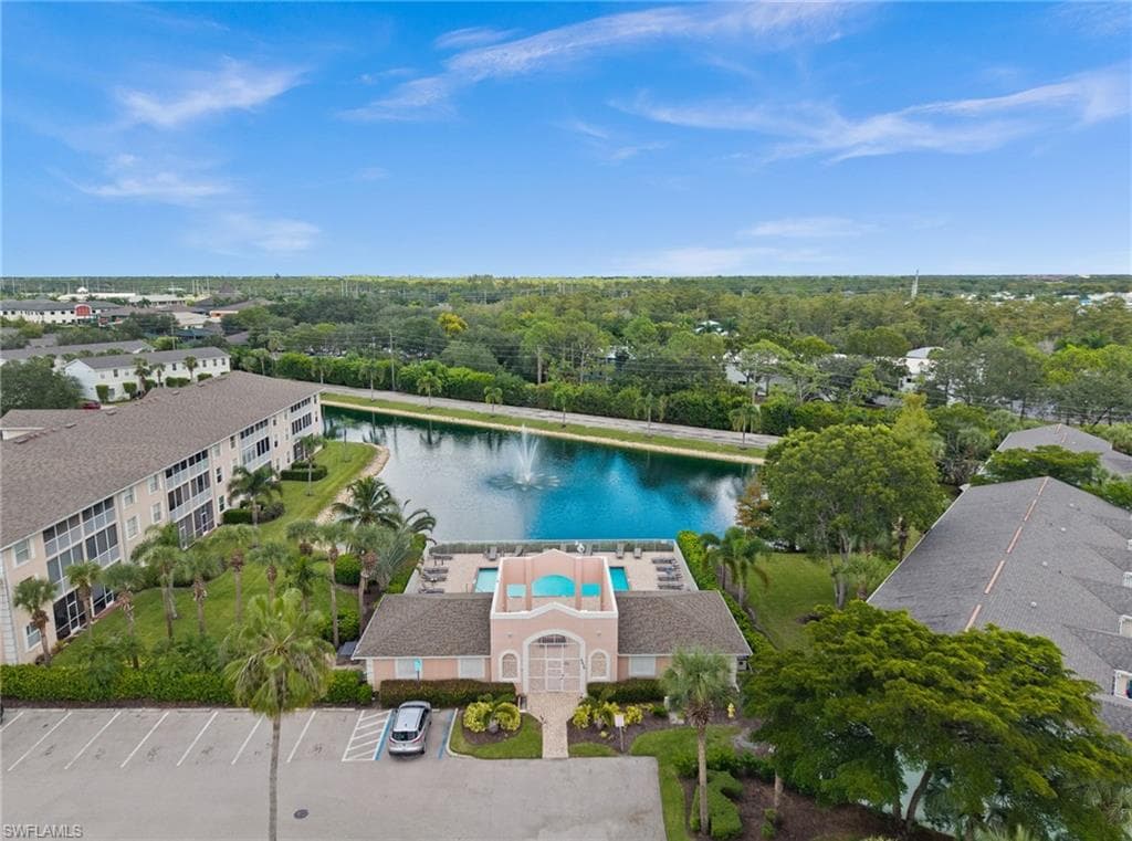 3235 Cypress Glen Way 307, Naples, FL 34109-41